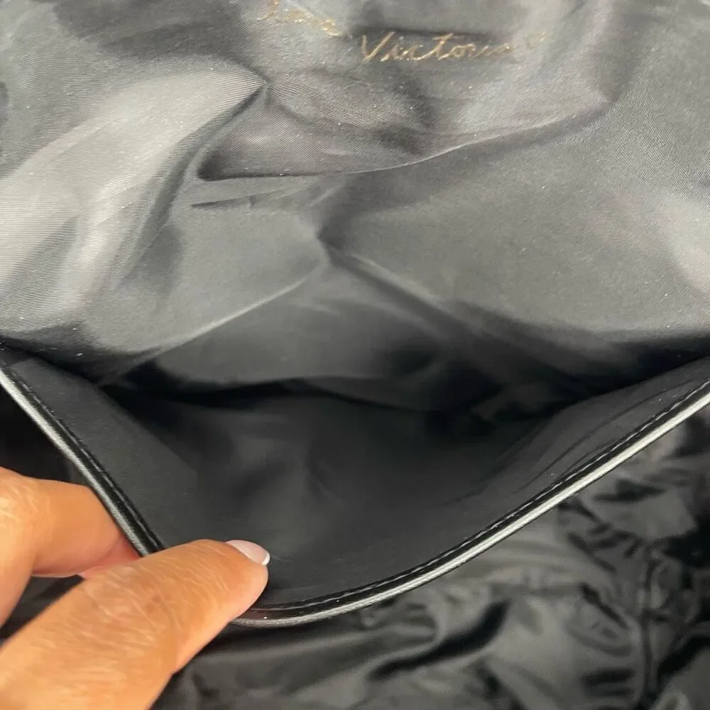 Victoria’s Secret Large Tote Bag Black White Canvas Logo 2018 Collectible - Picture 16 of 17